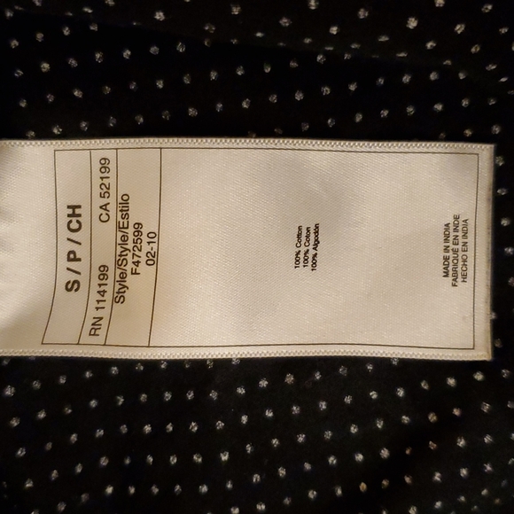 Roxy polka dot button down shirt, size small - Picture 4 of 6